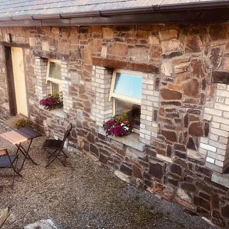 Tara Hill Estate * גורי